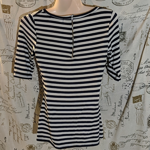 Green Envelope Navy/White Striped Top - Picture 4 of 6